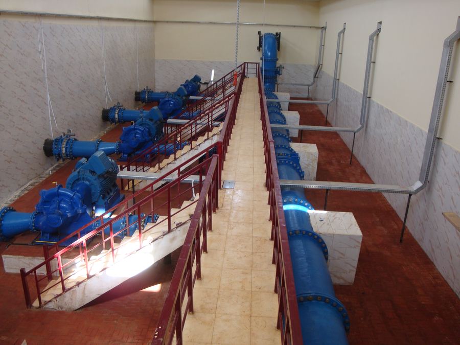 Pump hall