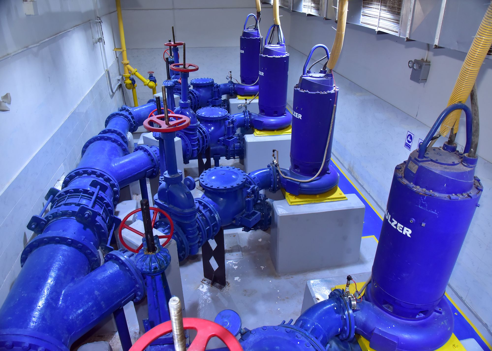 Old Zarb Pumping Station: Rehabilitated pumps, valves and pipework